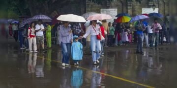 ದೀರ್ಘ ಬಿಡುವಿನ ಬಳಿಕ ಚುರುಕುಗೊಳ್ಳುತ್ತಿದೆ ಮುಂಗಾರು : ಮಧ್ಯ ಭಾರತದಲ್ಲಿ ಮೋಡಗಳ ಚಲನೆ ಆರಂಭ