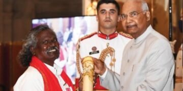 ಪದ್ಮಶ್ರೀ ಪುರಸ್ಕೃತ ಕಿನ್ನರ ಕಲಾವಿದ ಮೊಗಿಲಯ್ಯ ಕಣ್ಣೀರು: ಸರ್ಕಾರ ನೀಡಿದ ಜಾಗಕ್ಕಾಗಿ ಕೋರ್ಟ್‌ಗೆ ಅಲೆದಾಟ!