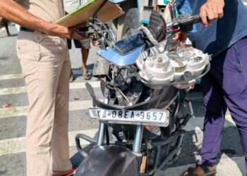 ಬೈಕ್‌ಗೆ ಲಾರಿ ಡಿಕ್ಕಿ ; ಕೋಲಾರ ಮೂಲದ ಅಣ್ಣ-ತಂಗಿ ಸ್ಥಳದಲ್ಲೇ ದುರ್ಮರಣ!