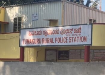 ಭಿಕ್ಷೆ ಬೇಡುವ ನೆಪದಲ್ಲಿ ಶಿಕ್ಷಕಿಗೆ ಕಾರದ ಪುಡಿ ಎರಚಿ ಮಾಂಗಲ್ಯ ಸರ ಕಿತ್ತು ಕಳ್ಳಿ ಪರಾರಿ!