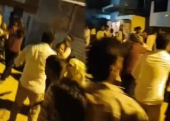 ಮನೆಗೆ ನುಗ್ಗಿ ಅಕ್ಕ-ತಂಗಿಗೆ ಮಾರಣಾಂತಿಕ ಹಲ್ಲೆ, ಚಾಕು ಇರಿತ ; 10ಕ್ಕೂ ಹೆಚ್ಚು ಮಂದಿ ವಿರುದ್ಧ FIR!