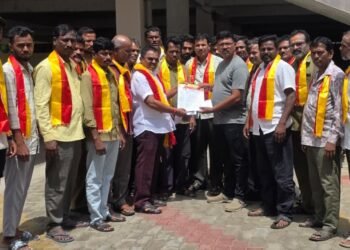 ಗಂಗಾವತಿ ಬಯಲು ರಂಗಮಂದಿರ ತೆರವಿಗೆ ಕರವೇ ವಿರೋಧ : ಫುಡ್ ಸ್ಟ್ರೀಟ್ ಯೋಜನೆ ಕೈಬಿಡುವಂತೆ ಡಿಸಿಗೆ ಮನವಿ!
