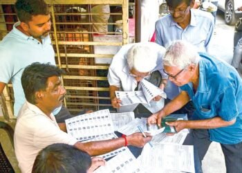 SIRಗೆ ನೂತನ ಮಾರ್ಗಸೂಚಿ : ಬೆಂಗಳೂರಿನಲ್ಲಿ ಮನೆ-ಮನೆ ಪರಿಶೀಲನೆಗೆ ಹೊಸ ನಿಯಮ!