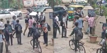 ಬೆಂಗಳೂರಲ್ಲಿ ಕಾಲೇಜು ವಿದ್ಯಾರ್ಥಿಗಳ ನಡುವೆ ಗಲಾಟೆ ; ವಿಡಿಯೋ ವೈರಲ್ ಬೆನ್ನಲ್ಲೇ ಪೊಲೀಸರ ತನಿಖೆ ಚುರುಕು