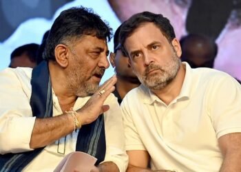 ಆಷಾಢಕ್ಕೂ ಮುನ್ನ ಸಚಿವ ಸಂಪುಟ ವಿಸ್ತರಣೆ? ಆಕಾಂಕ್ಷಿ ಶಾಸಕರಲ್ಲಿ ಹೆಚ್ಚಿದ ನಿರೀಕ್ಷೆ!