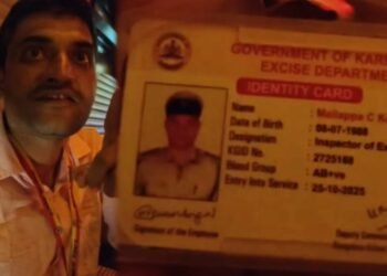 ಎಣ್ಣೆ ಏಟಲ್ಲಿ ಅಬಕಾರಿ ಇನ್ಸ್‌ಪೆಕ್ಟರ್ ರಾದ್ಧಾಂತ.. ಪಬ್ ಮ್ಯಾನೇಜರ್‌ಗೆ ನಿಂದಿಸಿದ ವಿಡಿಯೋ ವೈರಲ್!