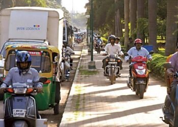 ಇನ್ಮುಂದೆ ಫುಟ್‌ಪಾತ್‌ನಲ್ಲಿ ಬೈಕ್‌ ಓಡಿಸಿದ್ರೆ 5,000 ದಂಡ ಫಿಕ್ಸ್‌!?
