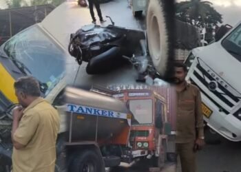 ಬೆಂಗಳೂರಲ್ಲಿ ಬೆಳ್ಳಂಬೆಳಗ್ಗೆ ಭೀಕರ ಸರಣಿ ಅಪಘಾತ – ಐದಾರು ವಾಹನಗಳಿಗೆ ಡಿಕ್ಕಿ ಹೊಡೆದ ಟ್ಯಾಂಕರ್‌!
