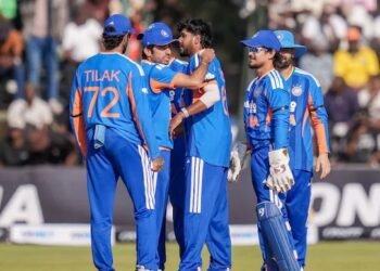 ಜಿಂಬಾಬ್ವೆ ವಿರುದ್ಧದ ಭರ್ಜರಿ ಸರಣಿ ಜಯ : ICC ಟಿ20 ಶ್ರೇಯಾಂಕದಲ್ಲಿ ಅಗ್ರಸ್ಥಾನಕ್ಕೇರಿದ ಟೀಮ್ ಇಂಡಿಯಾ!
