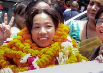 ತಾಯ್ನಾಡಿಗೆ ಮರಳಿದ ಕಾಮನ್ವೆಲ್ತ್ ಗೇಮ್ಸ್ ಕ್ರೀಡಾತಾರೆಗಳಿಗೆ ಅದ್ದೂರಿ ಸ್ವಾಗತ!