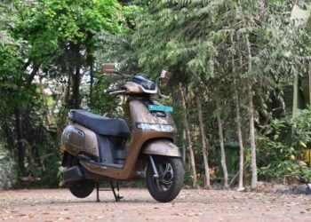 TVS ಎಲೆಕ್ಟ್ರಿಕ್ ಸ್ಕೂಟರ್‌ಗಳ ಭರ್ಜರಿ ಮಾರಾಟ : 7 ತಿಂಗಳಲ್ಲೇ 3 ಲಕ್ಷ ಯೂನಿಟ್‌ಗಳ ಗಡಿ ದಾಟಿ ಹೊಸ ದಾಖಲೆ