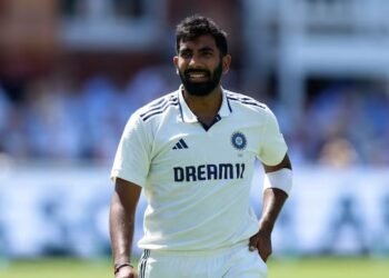 ‘ಬುಮ್ರಾ ರಾಷ್ಟ್ರೀಯ ಸಂಪತ್ತು, ಅವರನ್ನು ಜತನದಿಂದ ಕಾಪಾಡಿಕೊಳ್ಳಿ’ : ಆಕಾಶ್ ಚೋಪ್ರಾ ಮಹತ್ವದ ಹೇಳಿಕೆ