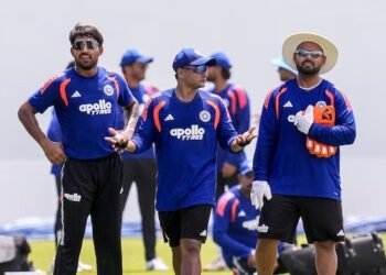 ಸರ್ಫರಾಜ್‌ ಭವಿಷ್ಯದ ಬಗ್ಗೆ ಸ್ಪಷ್ಟತೆ ಇರಲಿ : ಟೀಮ್ ಇಂಡಿಯಾ ಮ್ಯಾನೇಜ್‌ಮೆಂಟ್‌ಗೆ ಅಶ್ವಿನ್ ಮಹತ್ವದ ಸಲಹೆ