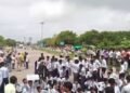 ಉಪಾಧ್ಯಾಯರ ಕೊರತೆ : ಲಖನೌ ರಸ್ತೆಗಿಳಿದ ‘ಜೆನ್ ಆಲ್ಫಾ’ ವಿದ್ಯಾರ್ಥಿಗಳ ಬೃಹತ್ ಪ್ರತಿಭಟನೆ!