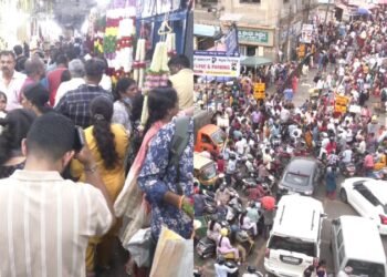 ವರಮಹಾಲಕ್ಷ್ಮಿ ಹಬ್ಬಕ್ಕೆ ಖರೀದಿ ಭರಾಟೆ : KR ಮಾರ್ಕೆಟ್ನಲ್ಲಿ ಹೂವು-ಹಣ್ಣುಗಳ ಬೆಲೆ ಗಗನಕ್ಕೆ.. ಗ್ರಾಹಕರಿಗೆ ಬೆಲೆ ಏರಿಕೆ ಶಾಕ್!