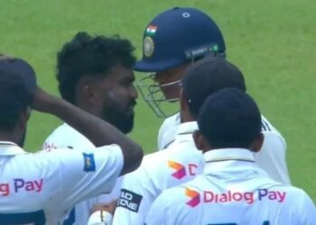ವಿಕೆಟ್ ಉರುಳಿದ ಬೆನ್ನಲ್ಲೇ ಮೈದಾನದಲ್ಲೇ ಜಗಳ ; ಜೈಸ್ವಾಲ್-ಅಸಿತ ಫರ್ನಾಂಡೊ ನಡುವೆ ತಳ್ಳಾಟ!