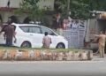 ಬಿಜೆಪಿ ಶಾಸಕನ ಇನೋವಾ ಕಾರು ತೊಳೆಯಲು ಅಗ್ನಿಶಾಮಕ ವಾಹನದ ನೀರು ಬಳಕೆ!