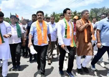 ವಾಲ್ಮೀಕಿ ನಿಗಮದ ಹಣ ವಾಪಸ್‌ಗೆ ಬಿಜೆಪಿ ಆಗ್ರಹ : 2028ರ ಗುರಿಯೊಂದಿಗೆ ಇಂದಿನಿಂದ ‘ಬಳ್ಳಾರಿ ಚಲೋ’ ಪಾದಯಾತ್ರೆ