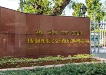LLB, PG ಮುಗಿಸಿದವರಿಗೆ ಗುಡ್ ನ್ಯೂಸ್ : UPSCಯಲ್ಲಿ 13 ಹುದ್ದೆಗಳ ನೇಮಕಾತಿ