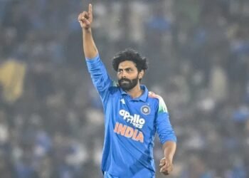 ಏಕದಿನದಲ್ಲಿ ಜಡೇಜಾಗೆ ಕಾಡಿದ ಕಳಪೆ ಫಾರ್ಮ್ ; 7 ಪಂದ್ಯಗಳಲ್ಲಿ ಒಂದೇ ವಿಕೆಟ್.. ಬೌಲಿಂಗ್ ಸರಾಸರಿ 352!