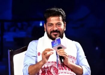 ಜೈ ಶ್ರೀರಾಮ್ ಮಾತ್ರವೇಕೆ, ‘ಹರ ಹರ ಮಹಾದೇವ’ ಏಕಿಲ್ಲ?: ಬಿಜೆಪಿ ವಿರುದ್ಧ ರೇವಂತ್ ರೆಡ್ಡಿ ಪ್ರಹಾರ, ಕಮಲ ಪಡೆ ತಿರುಗೇಟು!