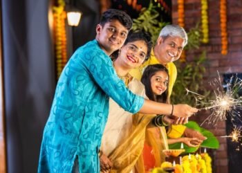 ಪಟಾಕಿ ಸಿಡಿಸುವ ಮುನ್ನ ಇಲ್ಲಿ ಗಮನಿಸಿ: ಕೇವಲ 11 ರೂ.ಗೆ ಸಿಗಲಿದೆ 25 ಸಾವಿರ ರೂ. ವಿಮೆ ಕವರೇಜ್